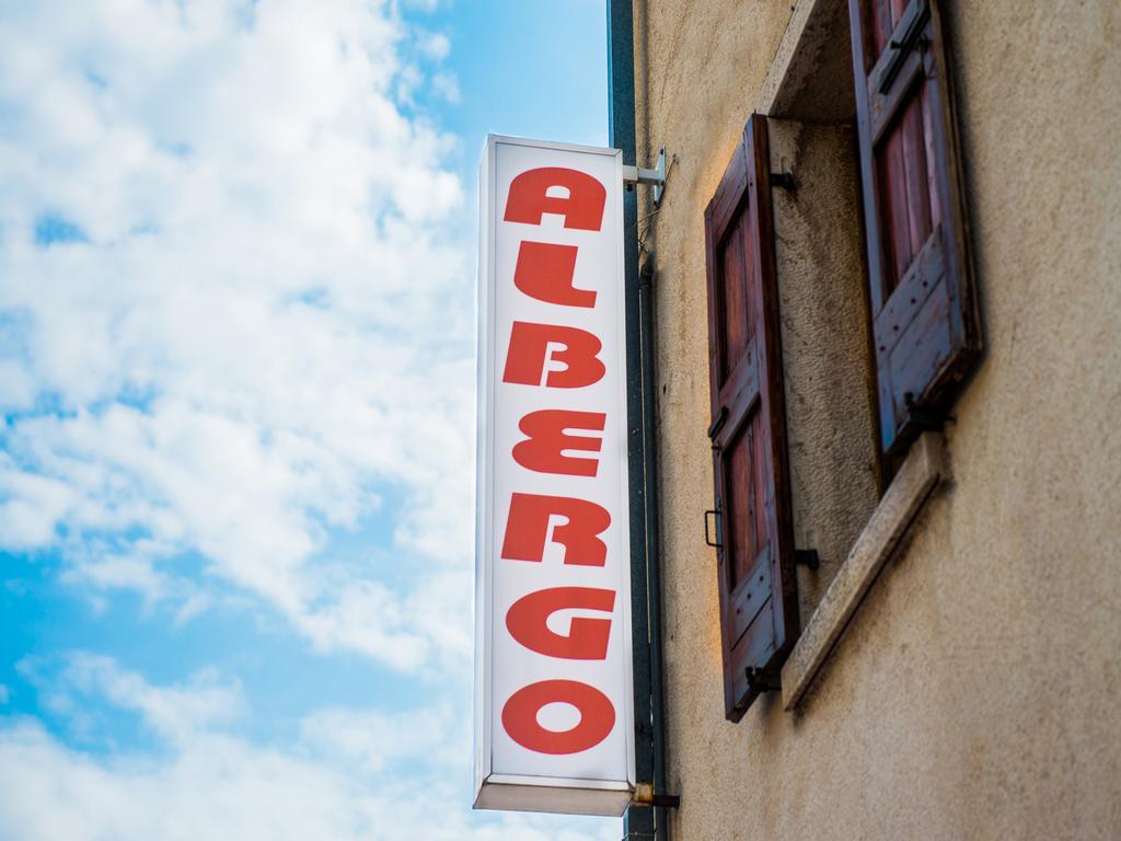Albergo Centrale San Zeno di Montagna