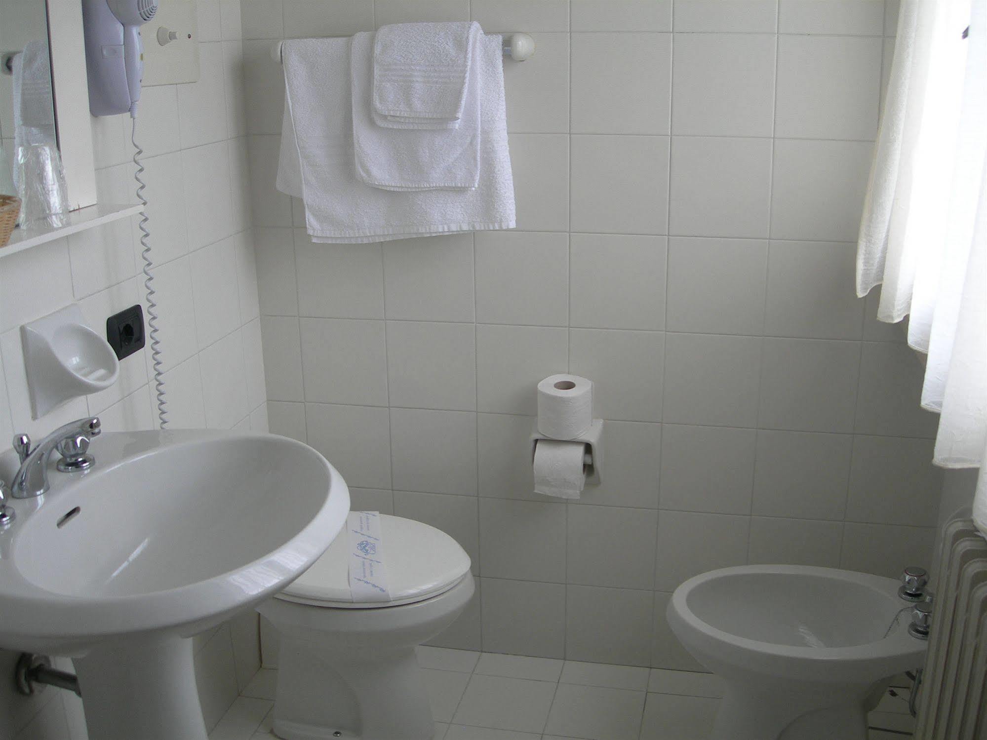 Hotel Albergo Centrale San Zeno di Montagna