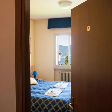 Albergo Centrale San Zeno di Montagna Extérieur photo